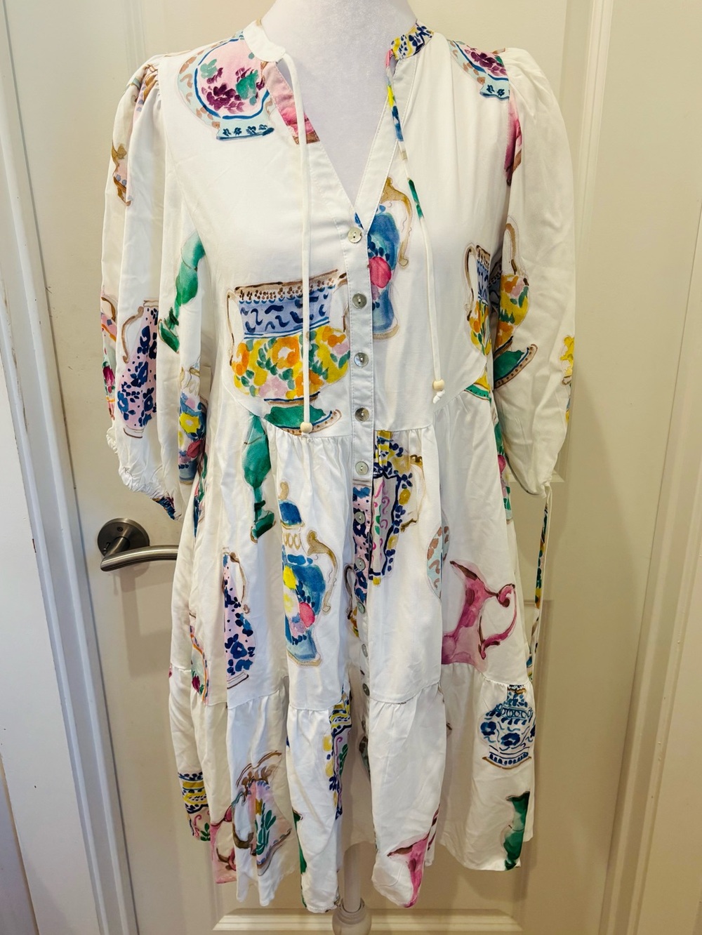 NWOT HeyChic Tiered Button-Front Babydoll Dress w/ Retro European Vase Print- 4